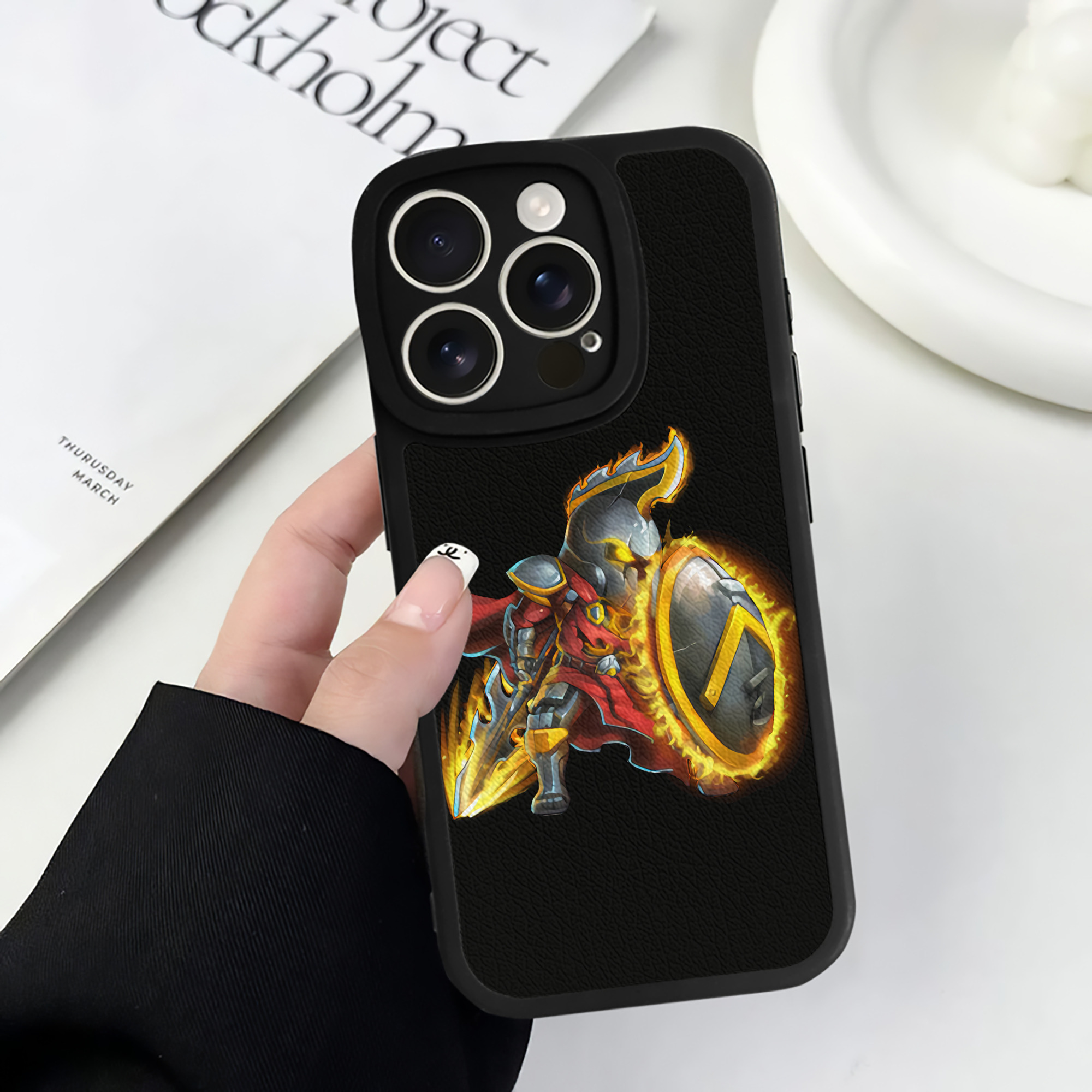 リーグ・オブ・レジェンド League of Legends LOL 【iPhone 16シリーズ対応】シリコンスマホケース（レザー調） 材質：シリコン